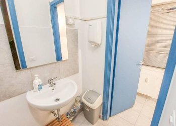 Bagno - Shop galleria Errico Martino, Genova - photo 12