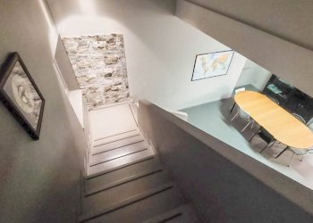 Scala - Shop galleria Errico Martino, Genova - photo 17