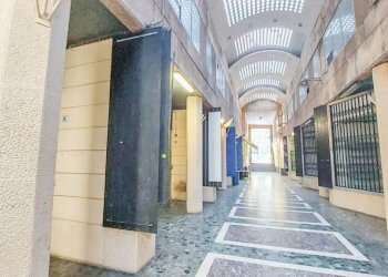 Zona - Shop galleria Errico Martino, Genova - photo 25