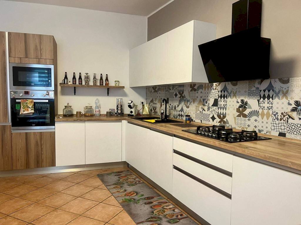 Cucina - Villa a Schiera via Elvo, 6, Salussola - foto 3