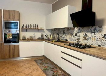 Cucina - Villa a Schiera via Elvo, 6, Salussola - foto 3