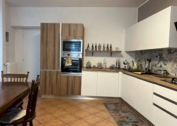 Cucina - Villa a Schiera via Elvo, 6, Salussola - foto 4
