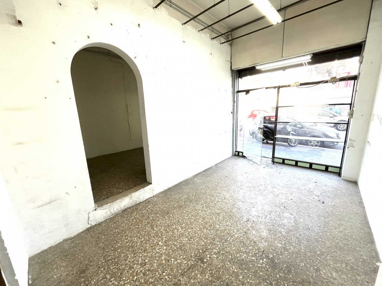 Shop Via Cherso, Roma - photo 1