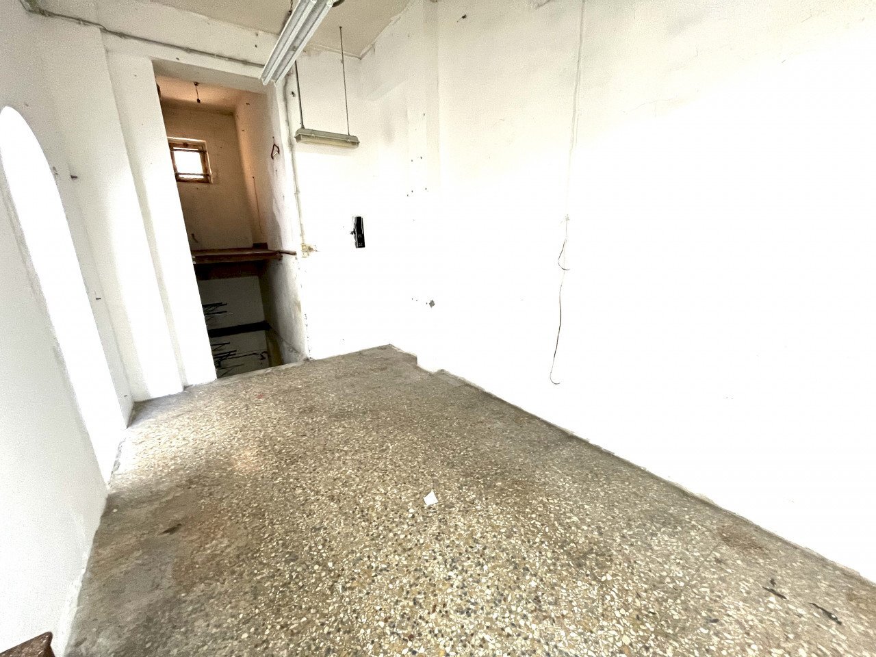 Shop Via Cherso, Roma - photo 2