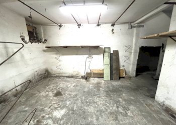 Shop Via Cherso, Roma - photo 4