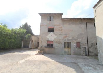 Rustic Via Gaetano Donizetti, Campegine - photo 9