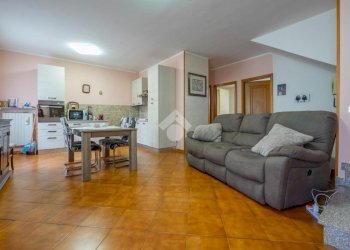 Porzione di casa Via Grazia Deledda, Reggio nell'Emilia - foto 3