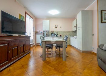 Porzione di casa Via Grazia Deledda, Reggio nell'Emilia - foto 5