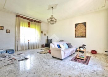 Independent house Via Cigliano, Maglione - photo 17