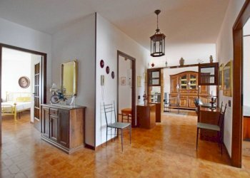 Ingresso - Appartamento via Dante Alighieri, 11, Mondovì - foto 8