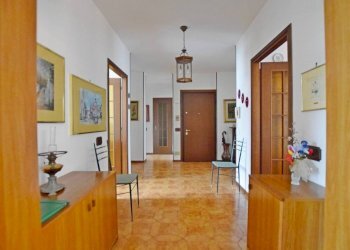 Ingresso - Appartamento via Dante Alighieri, 11, Mondovì - foto 11