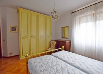 Camera da letto - Appartamento via Dante Alighieri, 11, Mondovì - foto 22