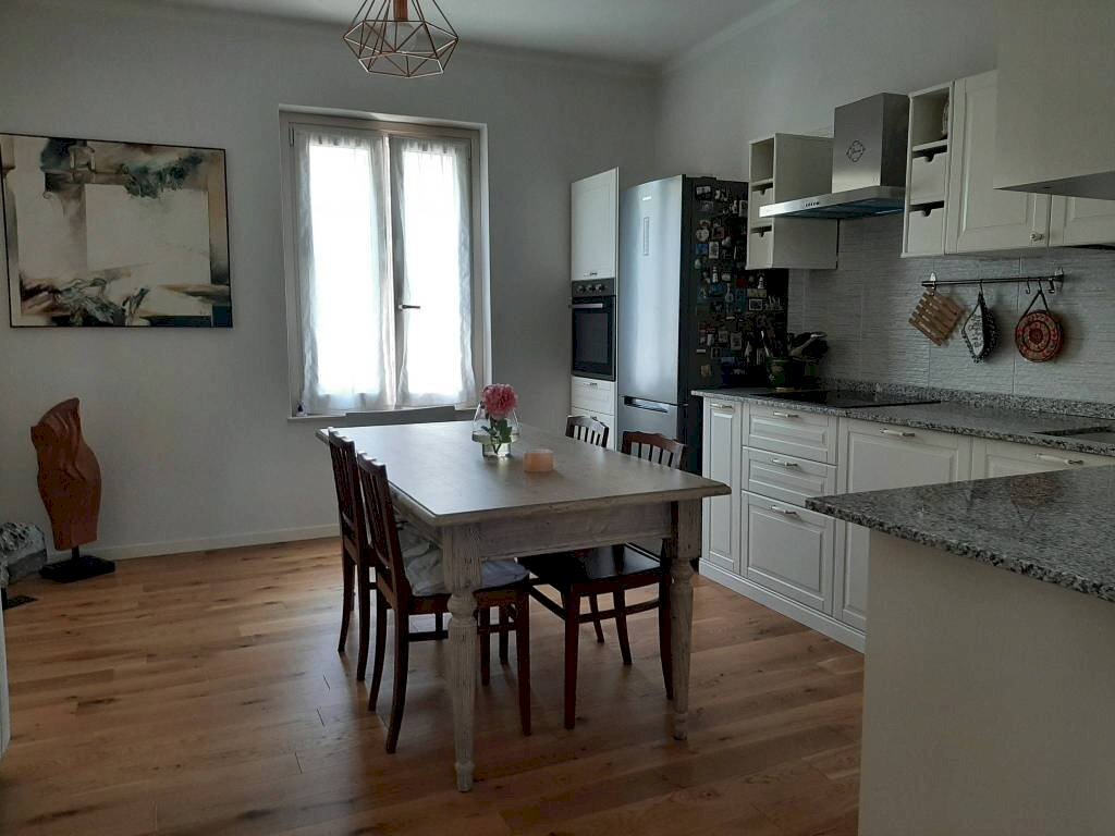 Cucina - Villa via Vittorio Scati, 8, Acqui Terme - foto 2