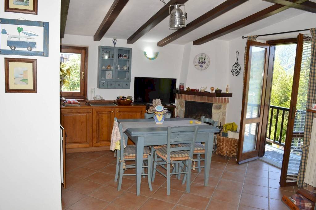 Salone - Trilocale Montaldo di Mondovì - foto 1