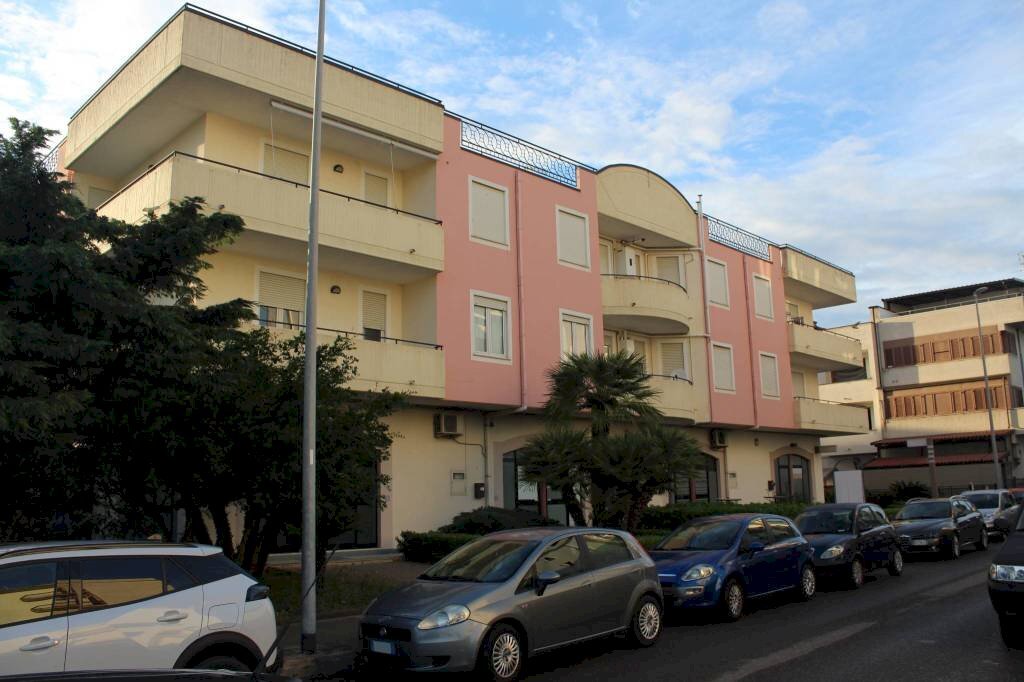 Facciata - Quadrilocale via Antonio Gramsci, 4, Nova Siri - foto 2