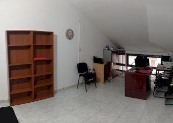 Ufficio via Comunale Vecchia, Napoli (zona Pianura) - foto 5