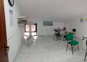 Ufficio via Comunale Vecchia, Napoli (zona Pianura) - foto 13