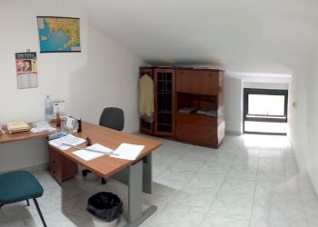 Ufficio via Comunale Vecchia, Napoli (zona Pianura) - foto 16
