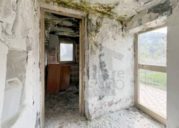 Corridoio - Casa indipendente San Leo - foto 11