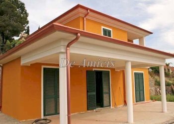 Facciata - Villa via Principessa Mafalda, 4, Bordighera - foto 4