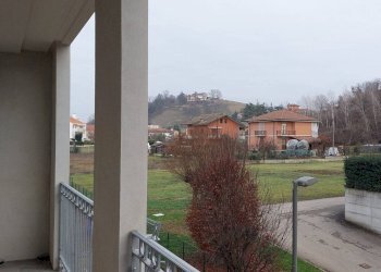 Three-room apartment Corso Europa, Alba - photo 1