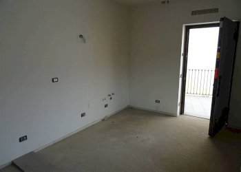 Three-room apartment Via Vittorio Emanuele, Alba - photo 4