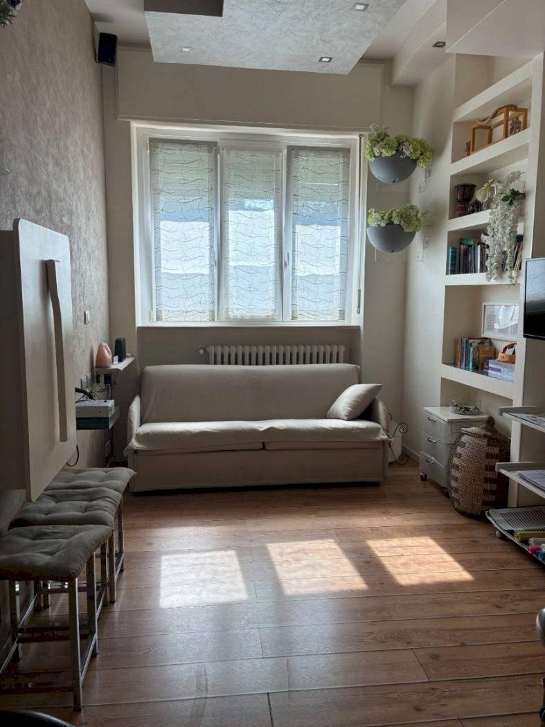 Three-room apartment Via Italo Gastaldi, Alba - photo 3