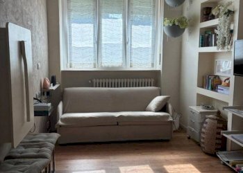 Three-room apartment Via Italo Gastaldi, Alba - photo 3