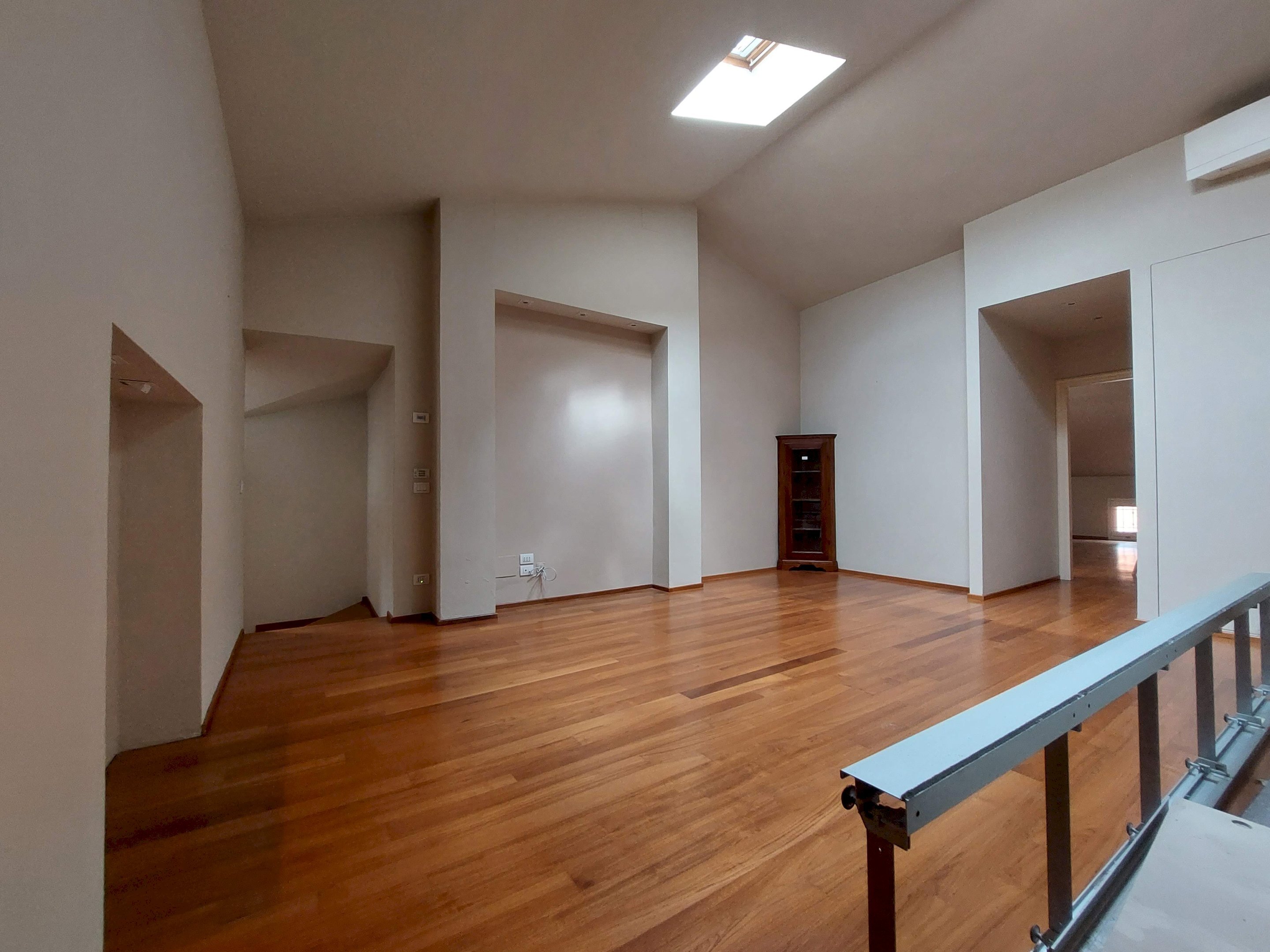 soggiorno - Quadrilocale Imola - foto 1