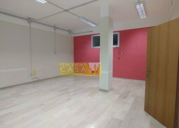 Foto 5 - Locale Commerciale Via Malaspina
 
21, Teramo - foto 5