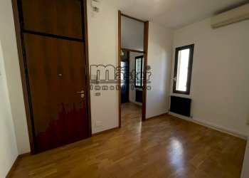 Foto 13 - Ufficio corso del popolo
 
44, Treviso - foto 13