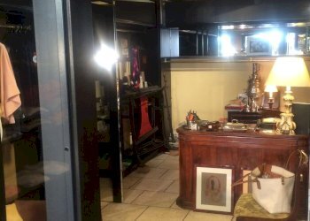 \nFoto 8\n - Shop Via Borgognissanti, Firenze - photo 8