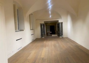 \nFoto 5\n - Shop Via Maggio, Firenze - photo 5