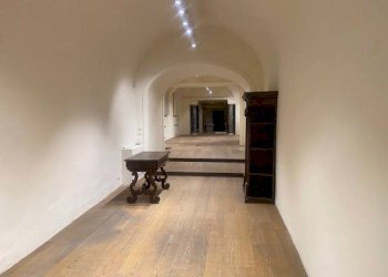 \nFoto 24\n - Shop Via Maggio, Firenze - photo 24