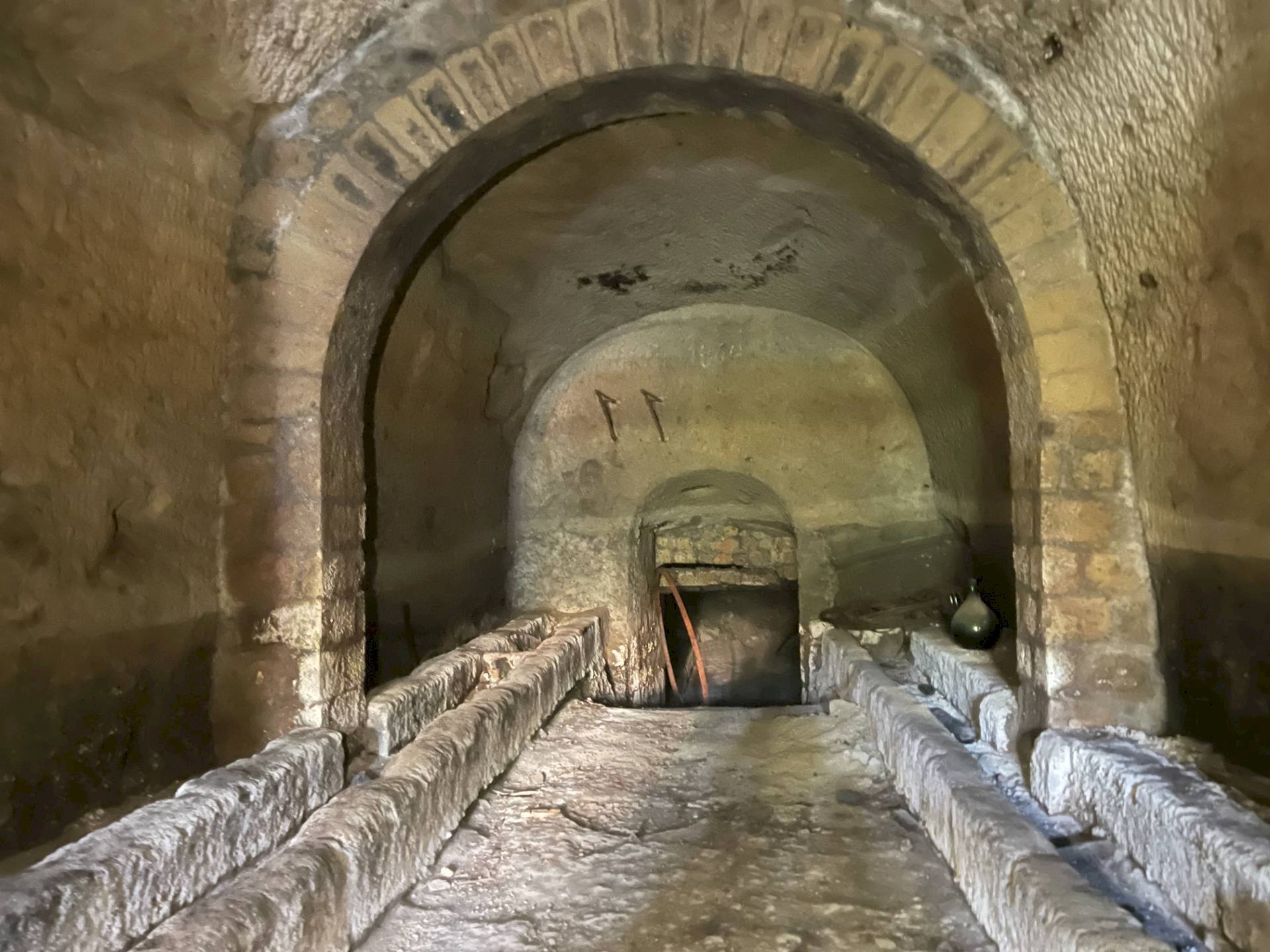 Foto 1 - Magazzino Via Vincenzi Giuseppe
 
61, Caprarola - foto 1