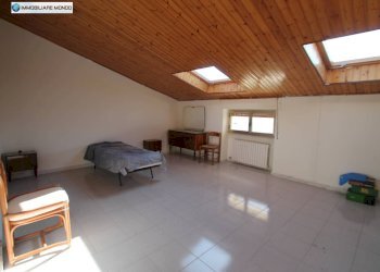 Foto 42 - Stabile - Palazzo Corso Italia
 
112, Castelmauro - foto 42