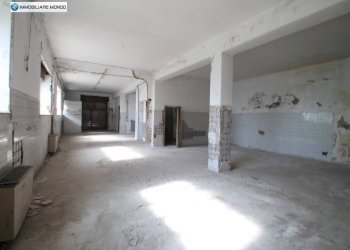 Foto 58 - Stabile - Palazzo Corso Italia
 
112, Castelmauro - foto 58