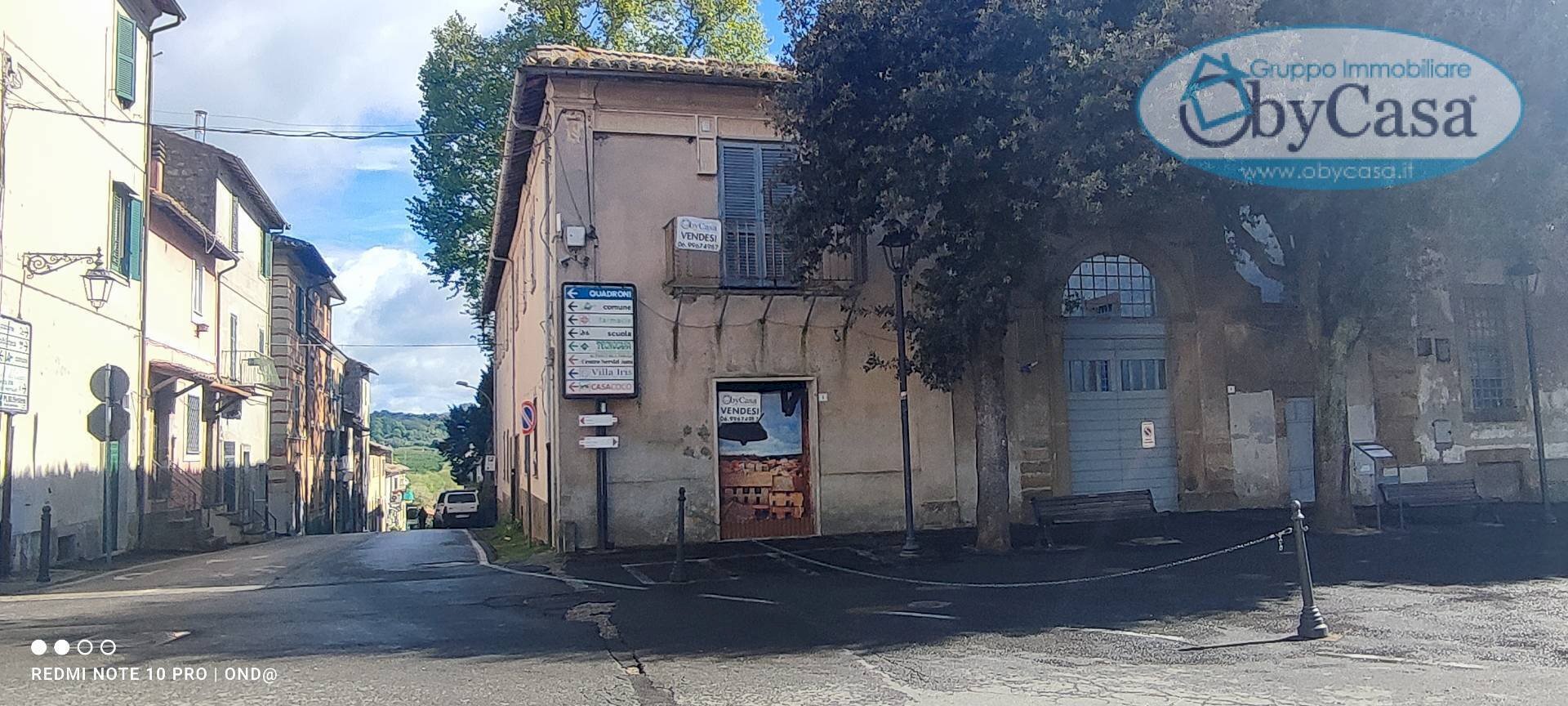 Foto 2 - Commercial Premises Piazza Tittoni
 
1, Manziana - photo 2