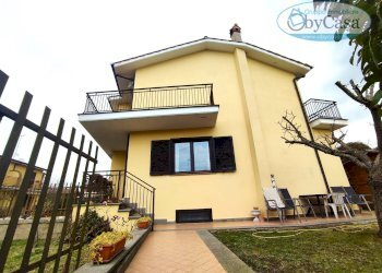 Foto 9 - Villa a Schiera Via Lombardia
 
2, Campagnano di Roma - foto 9