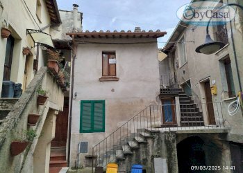 Foto 2 - Bilocale Collestatte via dei cacciatori
 
33, Terni - foto 2