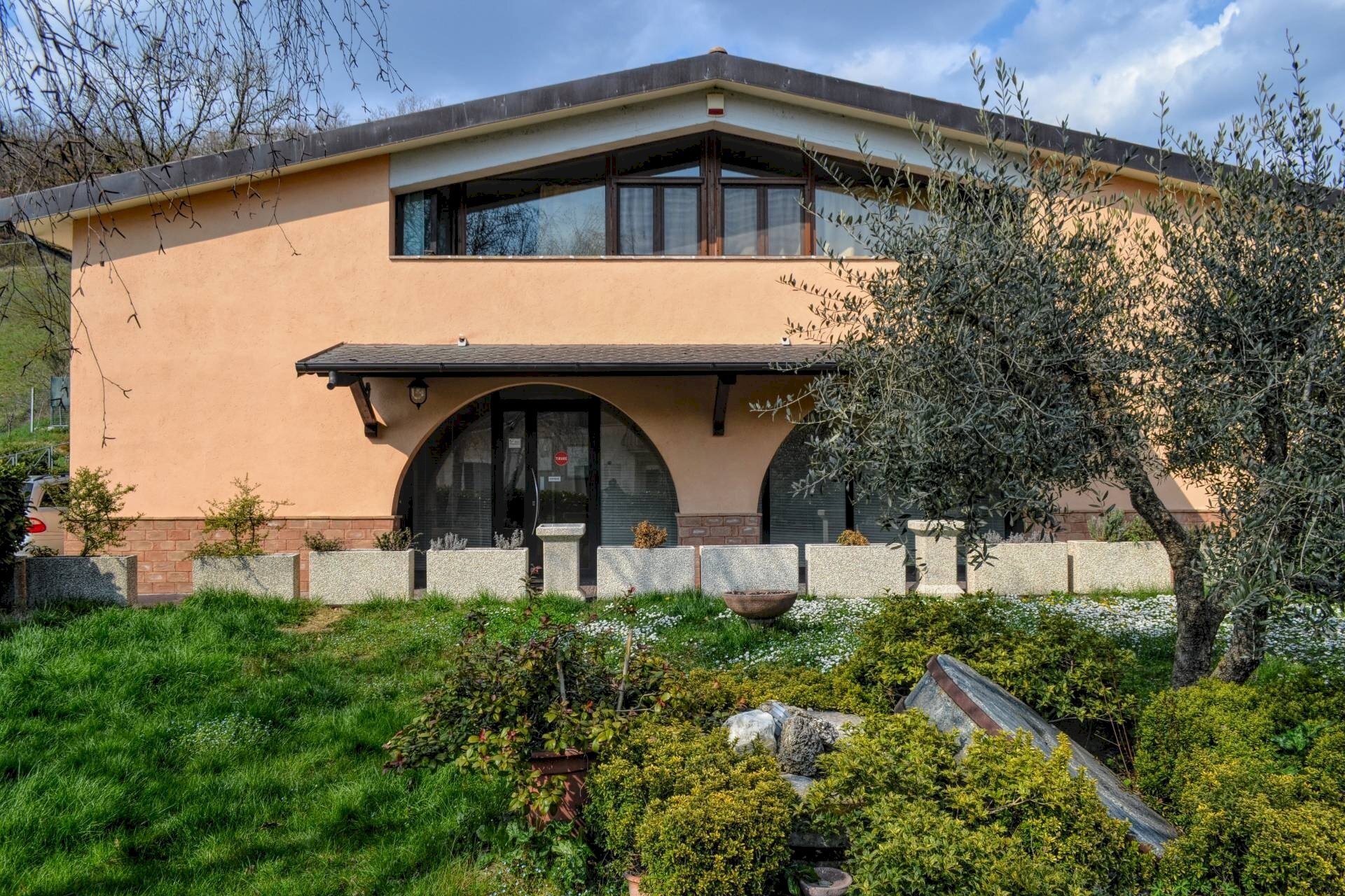 Foto 1 - Commercial Premises foligno, Foligno - photo 1