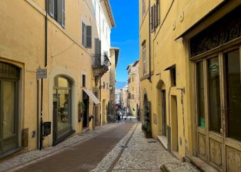 Foto 30 - Stabile - Palazzo corso garibaldi
 
88, Spoleto - foto 30