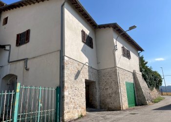 Foto 2 - Casa semi indipendente Cascia - foto 2