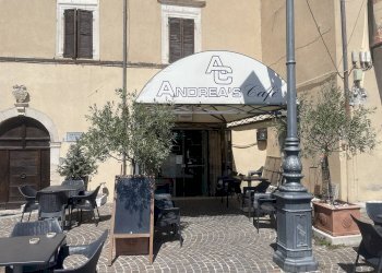 Foto 4 - Locale Commerciale Piazza Pontano, Cerreto di Spoleto - foto 4