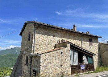 Foto 1 - Rustico Cerreto di Spoleto - Collesoglio, Cerreto di Spoleto - foto 1