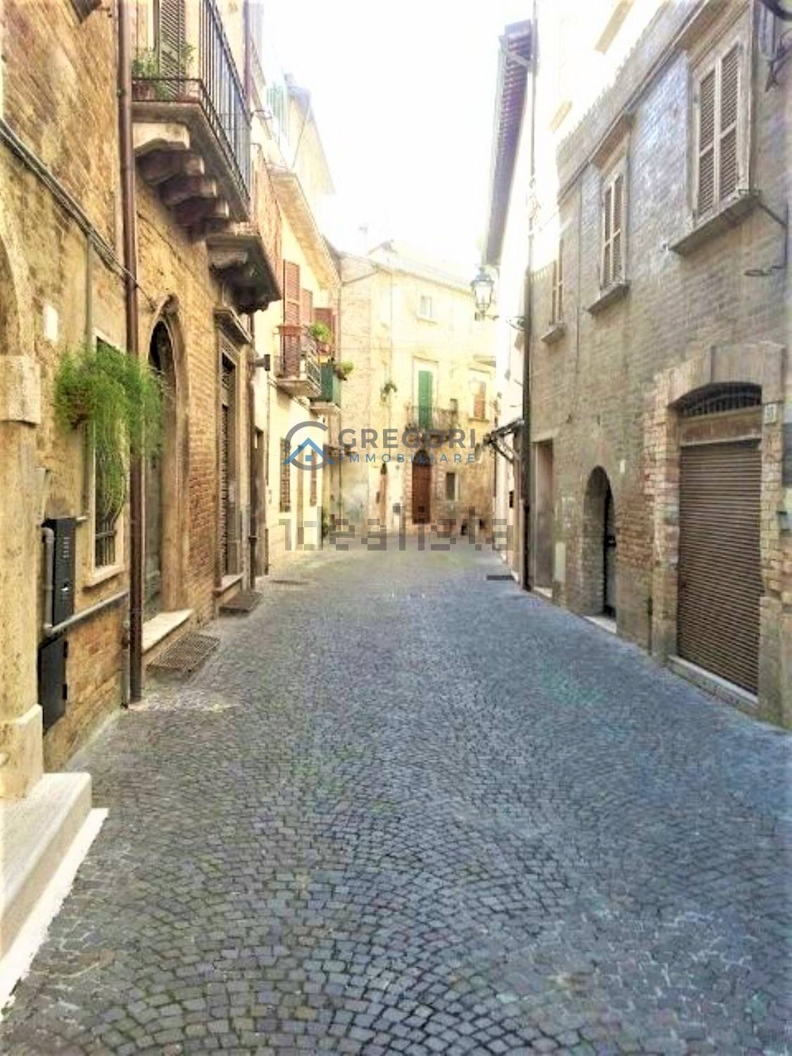 Foto 2 - Casa semi indipendente Corso Vittorio Emanuele
snc, Monsampolo del Tronto - foto 2