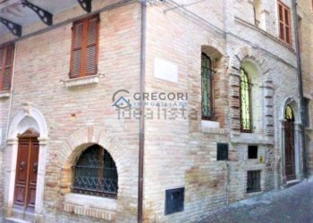Foto 1 - Semi-detached house Corso Vittorio Emanuele
 
snc, Monsampolo del Tronto - photo 1
