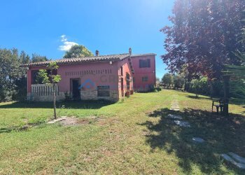 Foto 1 - Villa Via Palombare
 
snc, Sant'Omero - foto 1