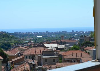 Foto 3 - Quadrilocale Via Canavè
 
1, Toirano - foto 3