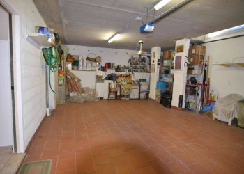 Foto 37 - Quadrilocale Via Gabriele D'Annunzio
 
15, Loano - foto 37